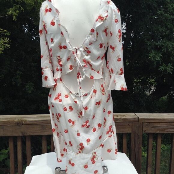 Haute Rouge White Cut Out Mini Dress Red Cherry Print Halter Size Small - Picture 3 of 7